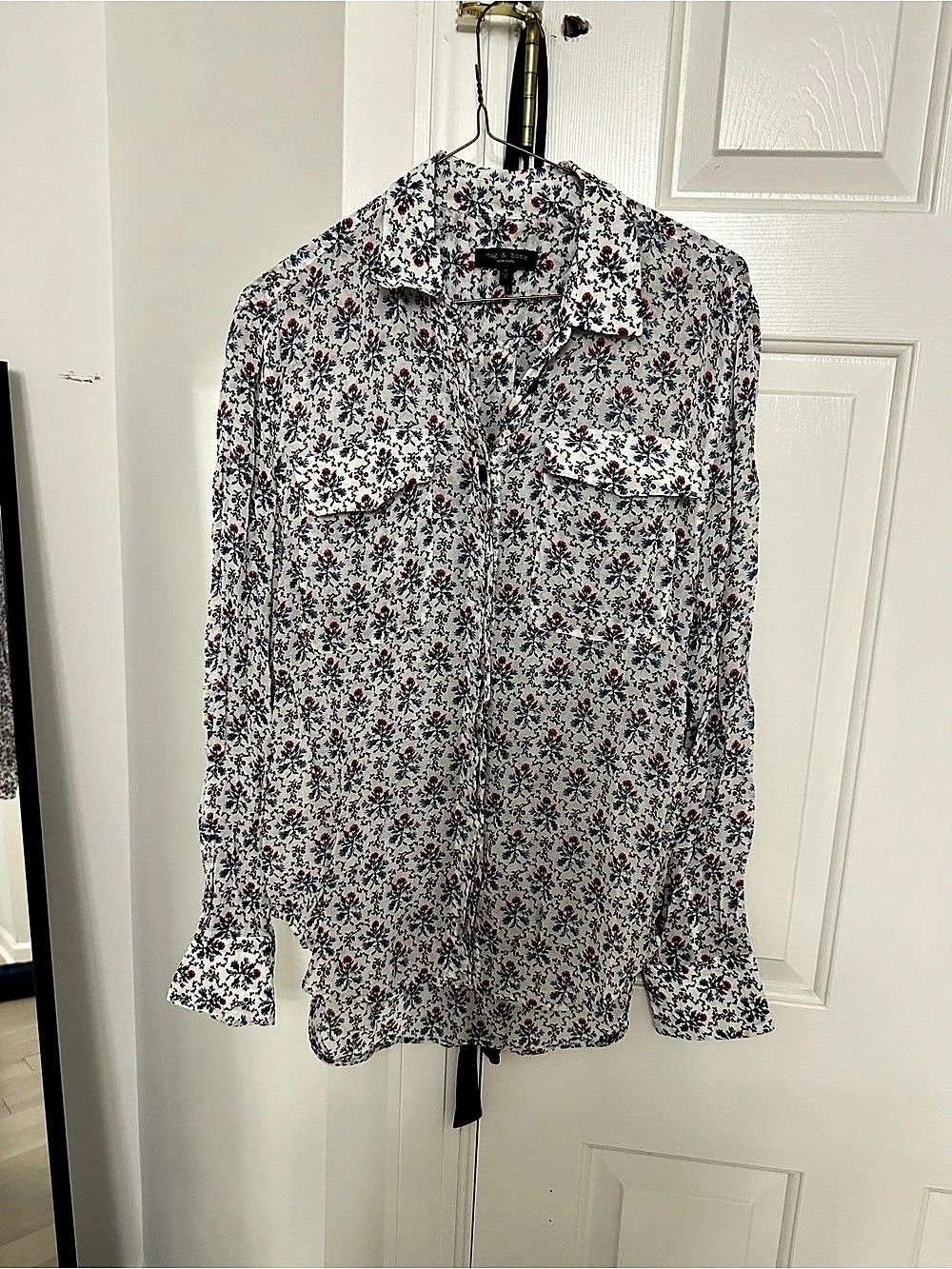 rag & bone Floral Button Down Shirt in White & Blue Size Medium